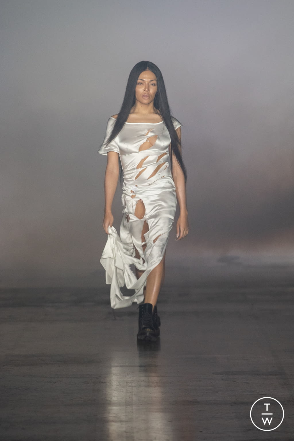 Fashion Week London Fall/Winter 2021 look 36 from the Art School collection 女装
