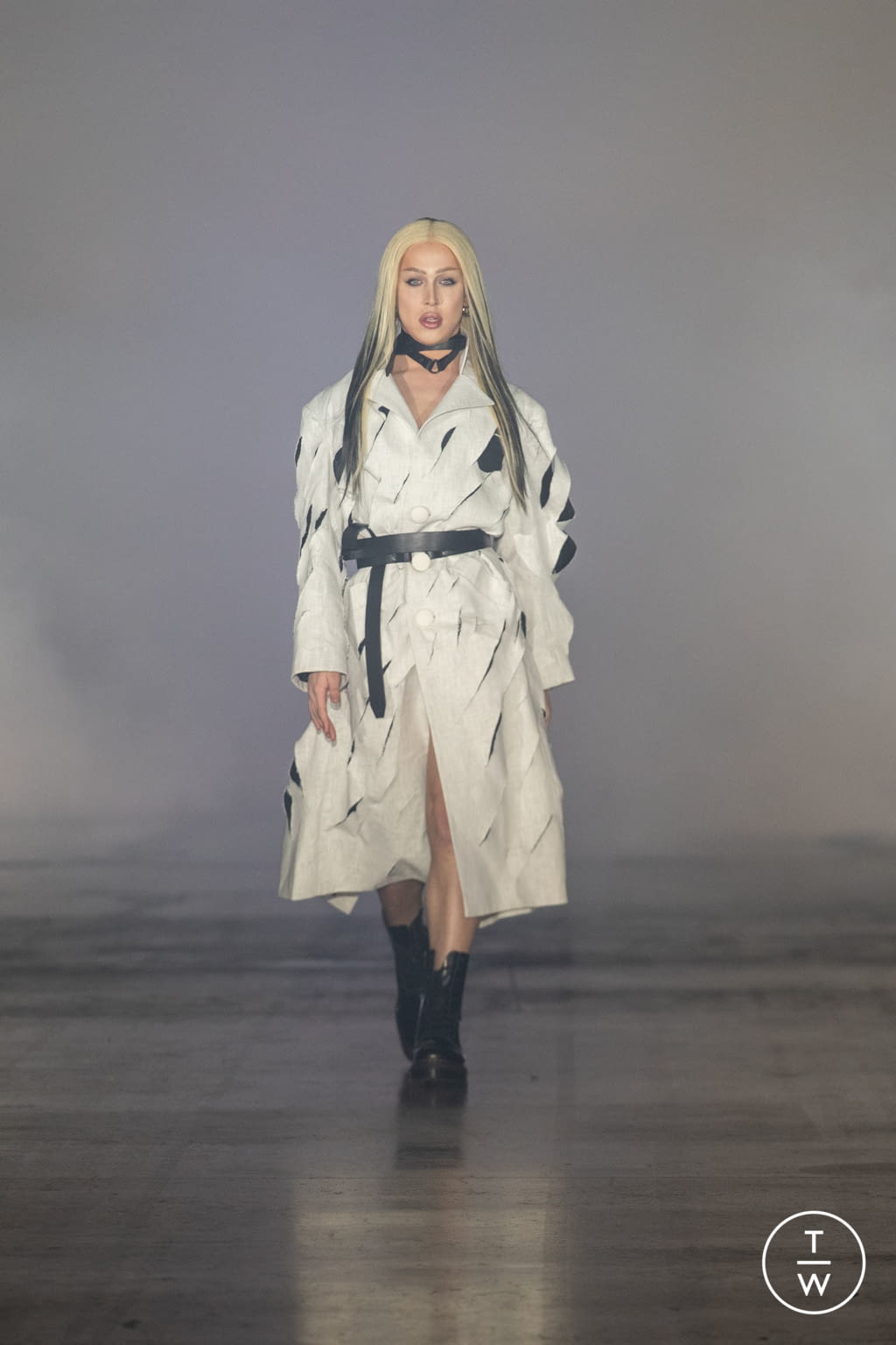 Fashion Week London Fall/Winter 2021 look 37 from the Art School collection 女装