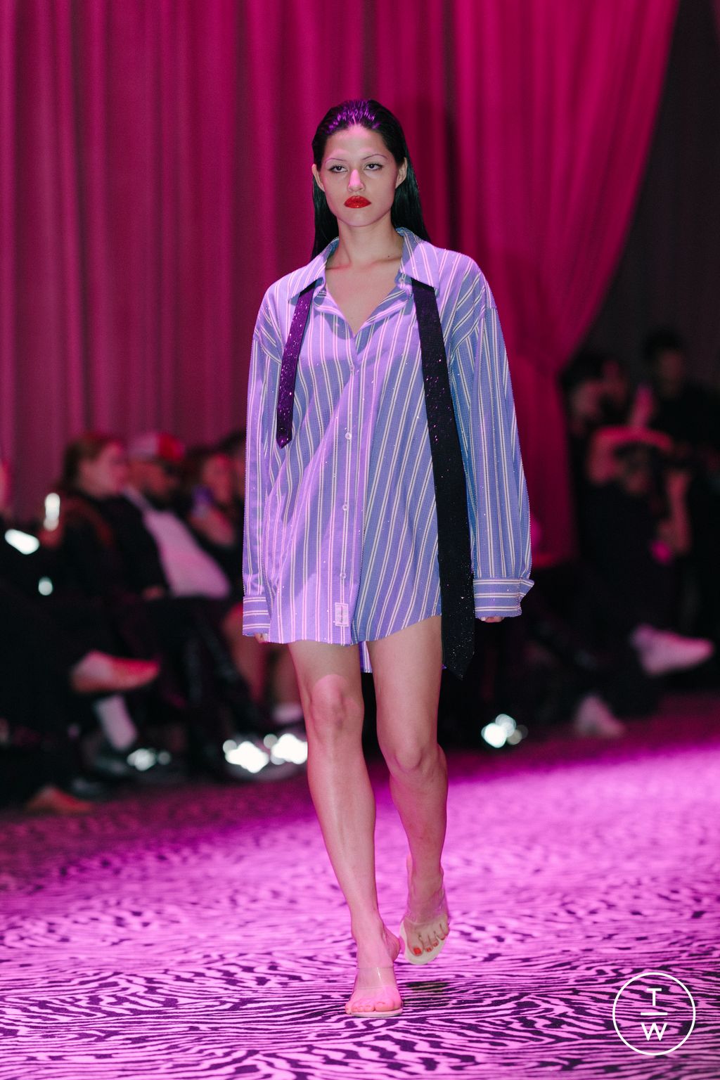 Fashion Week New York Fall/Winter 2023 look 31 from the Alexander Wang collection womenswear