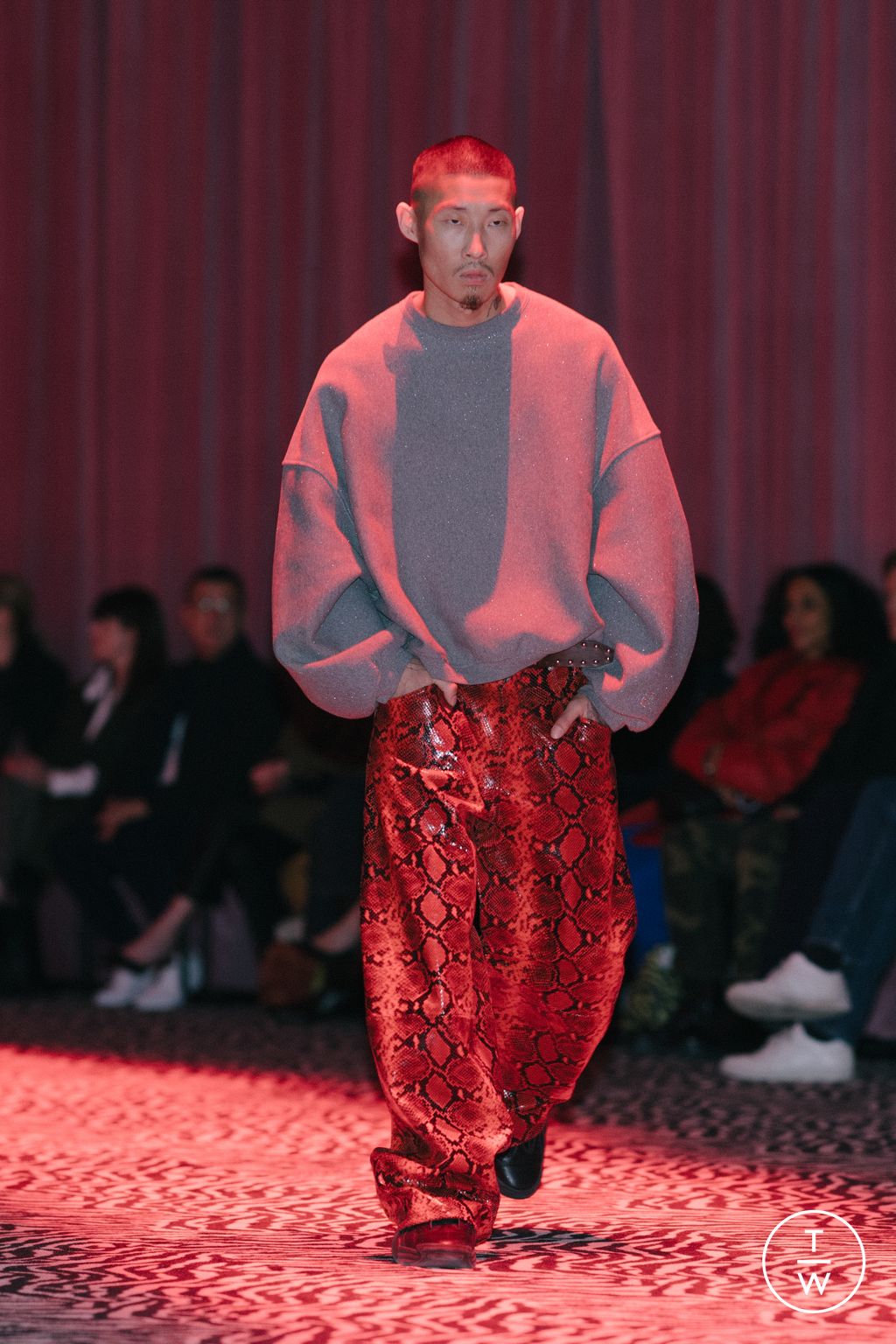 Fashion Week New York Fall/Winter 2023 look 33 de la collection Alexander Wang womenswear