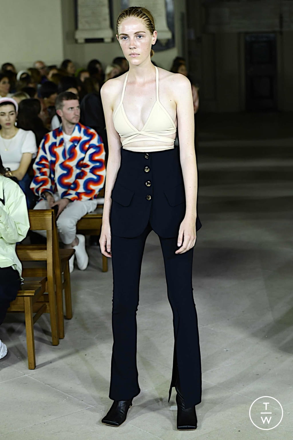 Fashion Week London Spring/Summer 2020 look 6 from the A.W.A.K.E MODE collection womenswear