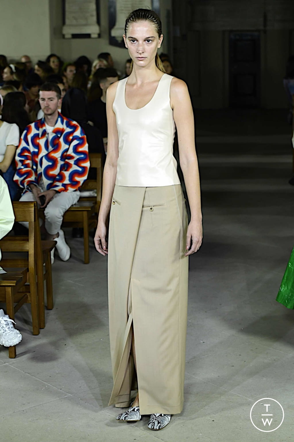 Fashion Week London Spring/Summer 2020 look 9 from the A.W.A.K.E MODE collection womenswear