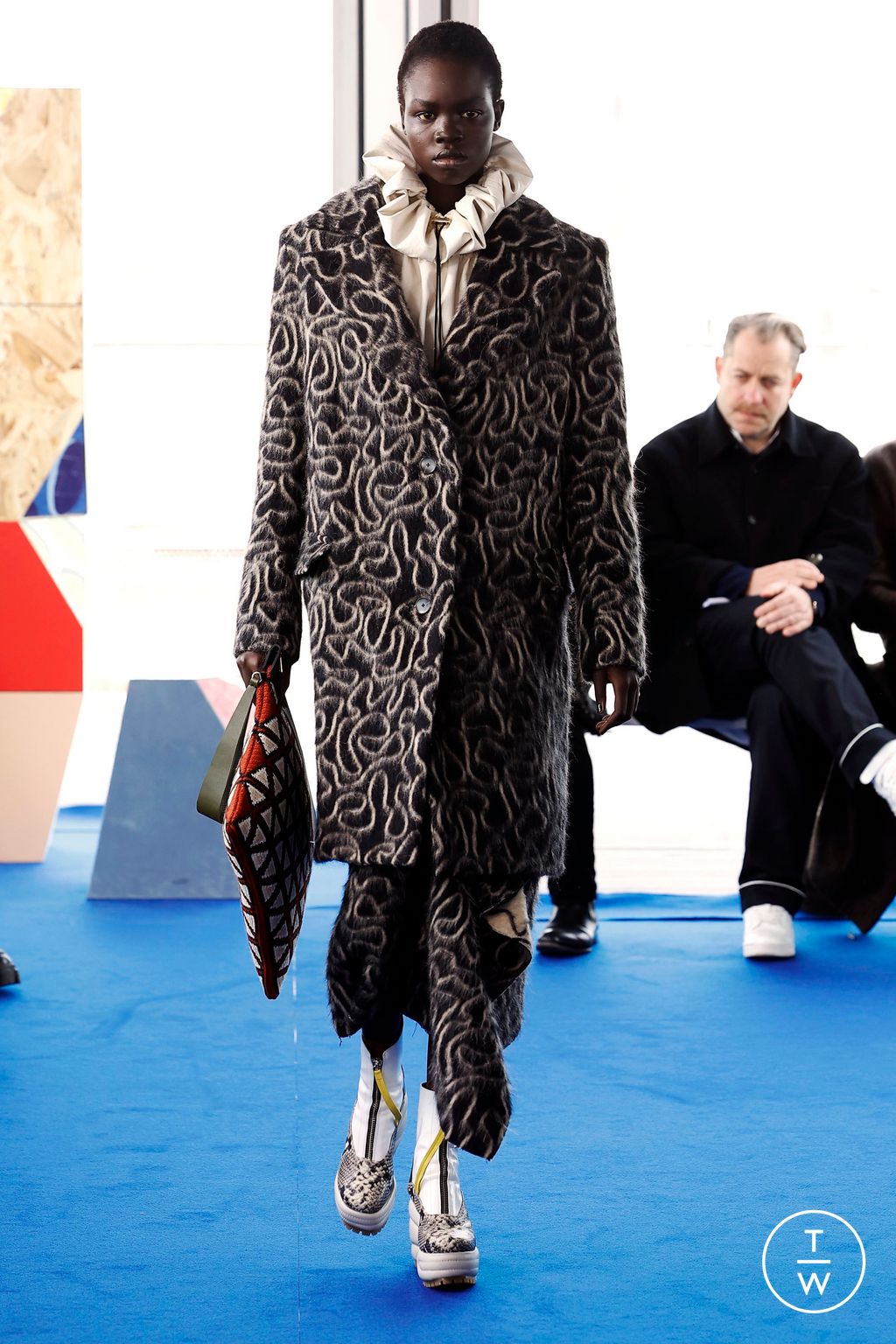 Fashion Week Paris Fall/Winter 2023 look 5 from the AZ Factory collection womenswear
