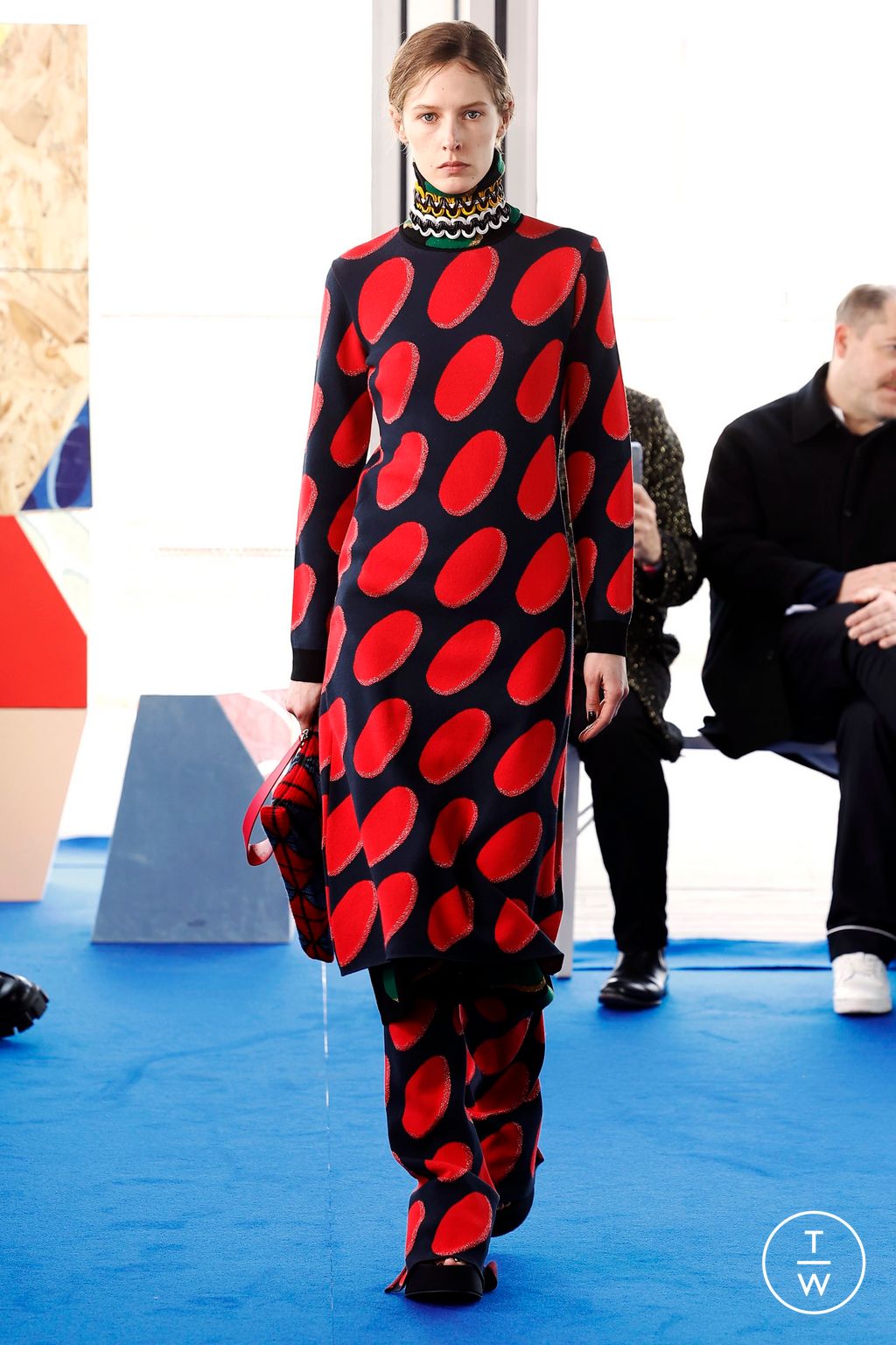 Fashion Week Paris Fall/Winter 2023 look 15 from the AZ Factory collection womenswear