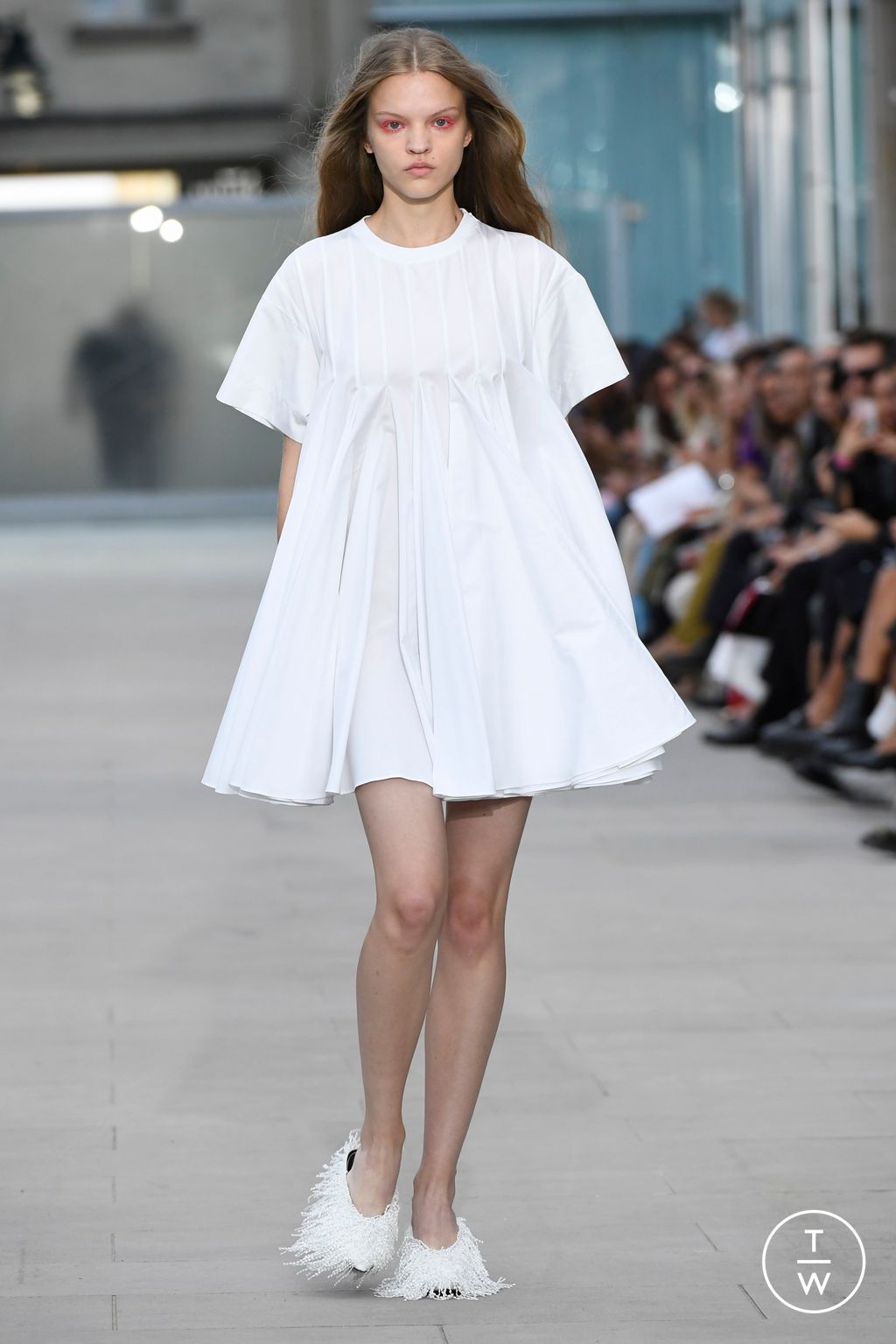 Fashion Week Paris Spring/Summer 2024 look 2 de la collection AZ Factory womenswear