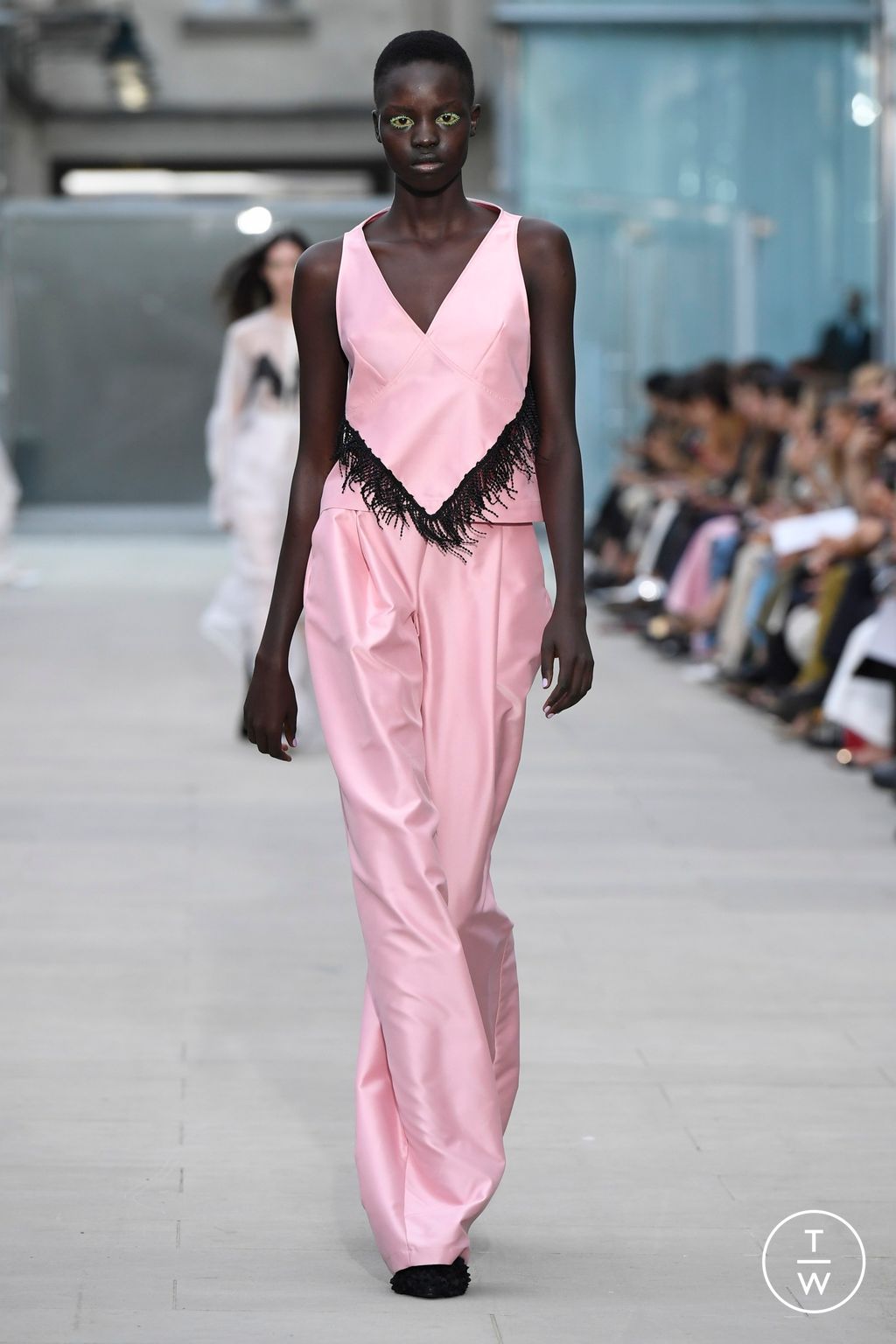 Fashion Week Paris Spring/Summer 2024 look 17 de la collection AZ Factory womenswear