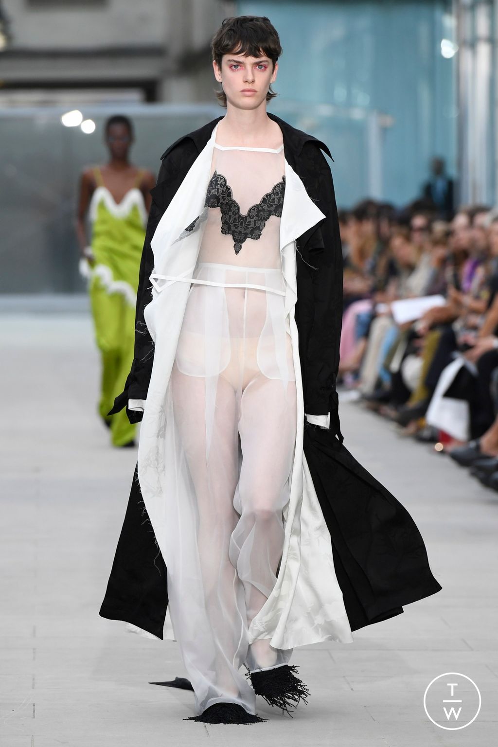 Fashion Week Paris Spring/Summer 2024 look 20 de la collection AZ Factory womenswear