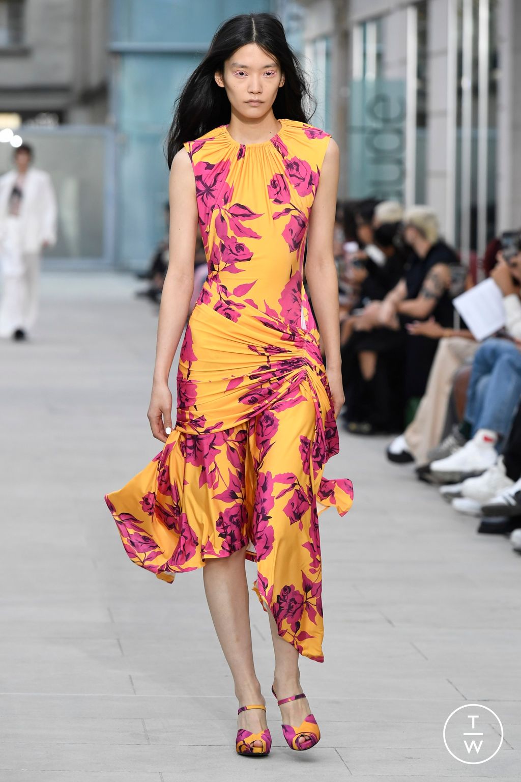 Fashion Week Paris Spring/Summer 2024 look 23 de la collection AZ Factory womenswear