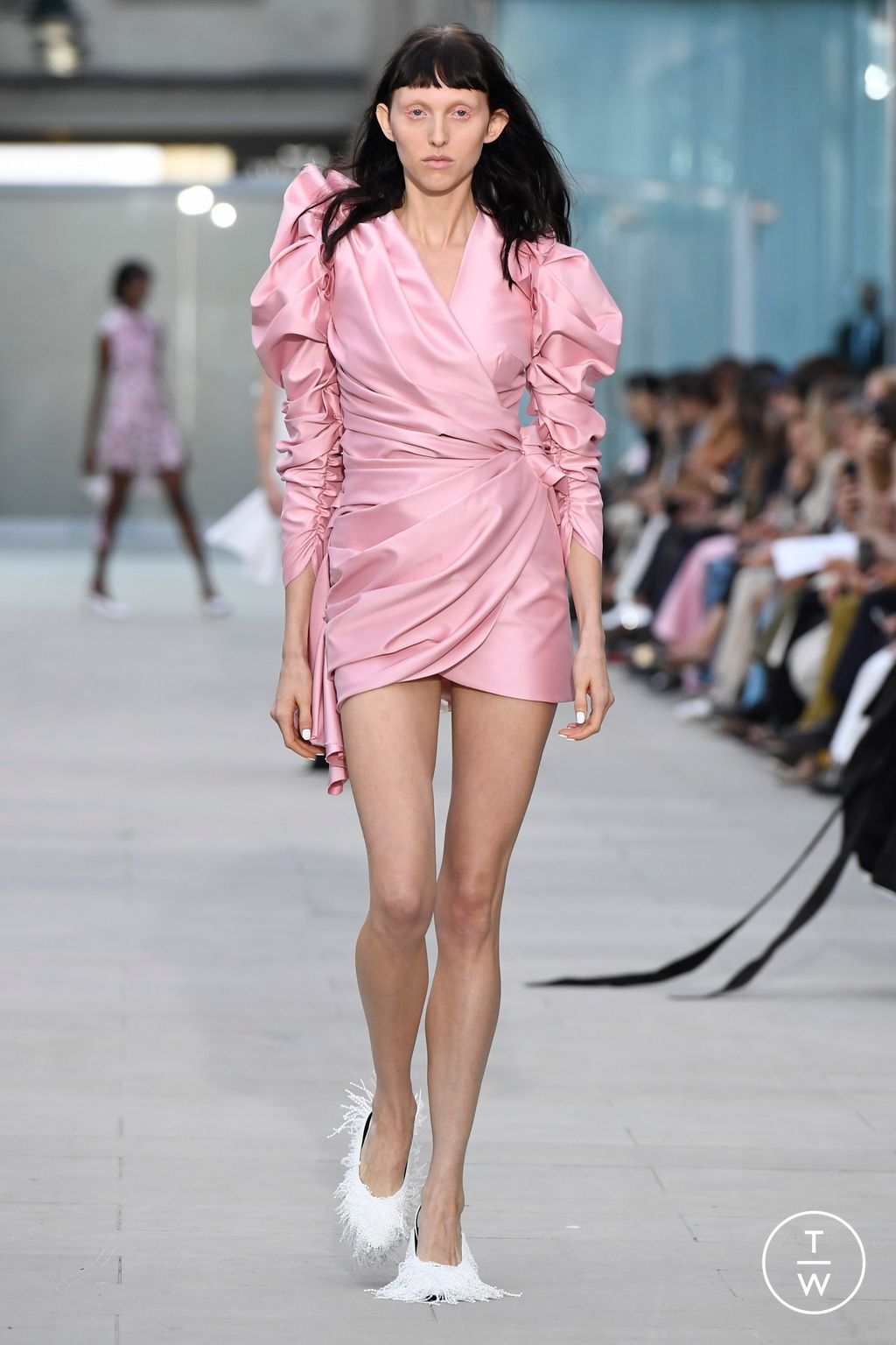 Fashion Week Paris Spring/Summer 2024 look 25 from the AZ Factory collection 女装