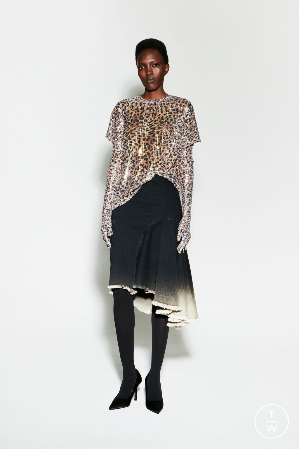 Fashion Week Paris Pre-Fall 2024 look 12 from the AZ Factory collection 女装