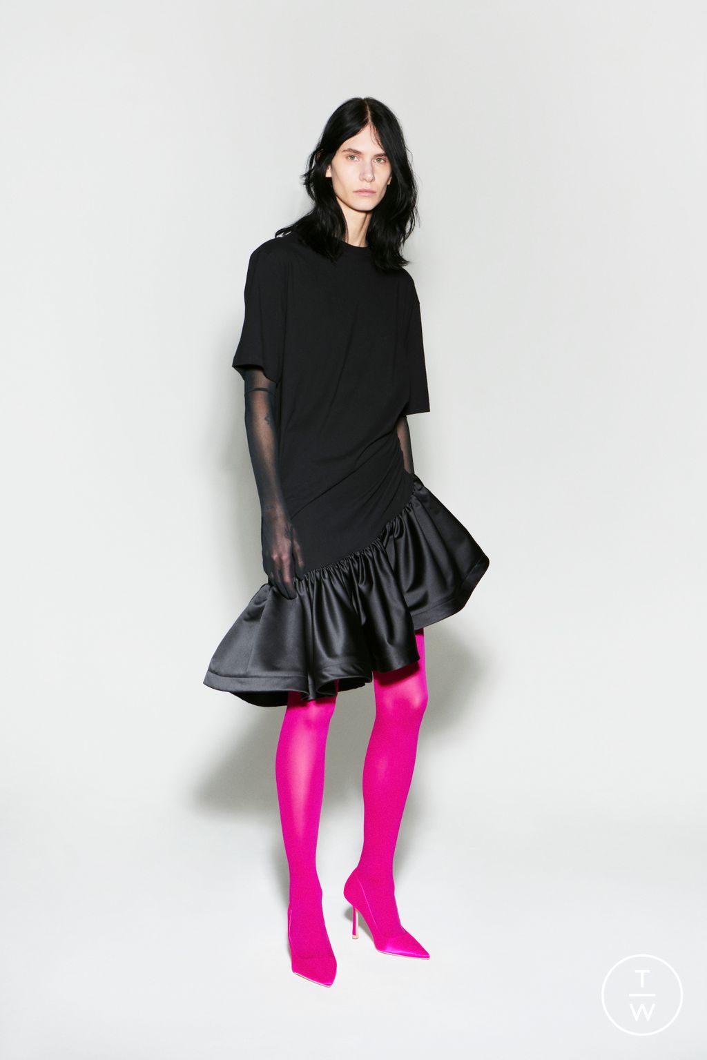 Fashion Week Paris Pre-Fall 2024 look 14 from the AZ Factory collection 女装