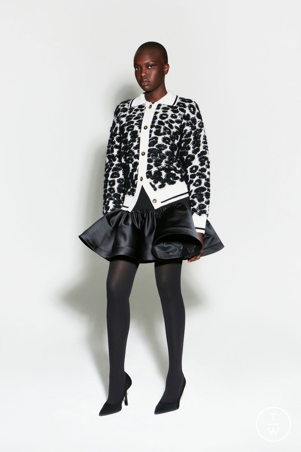 Fashion Week Paris Pre-Fall 2024 look 15 from the AZ Factory collection womenswear