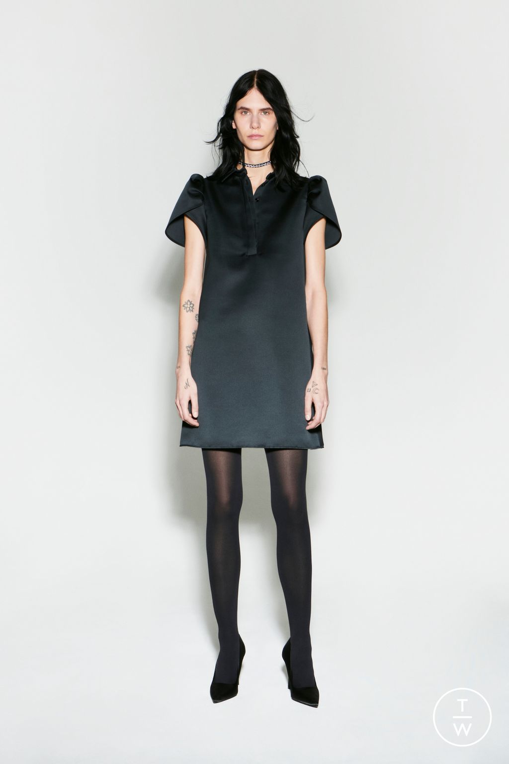 Fashion Week Paris Pre-Fall 2024 look 8 from the AZ Factory collection 女装