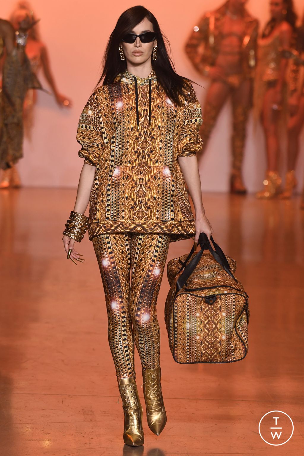 Fashion Week New York Spring/Summer 2023 look 21 from the The Blonds collection womenswear