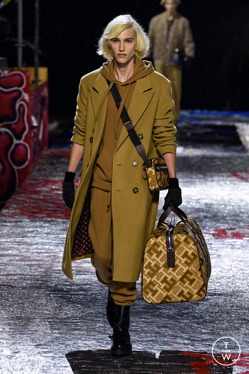 Fashion Week New York Fall/Winter 2022 look 51 from the Tommy Hilfiger collection womenswear