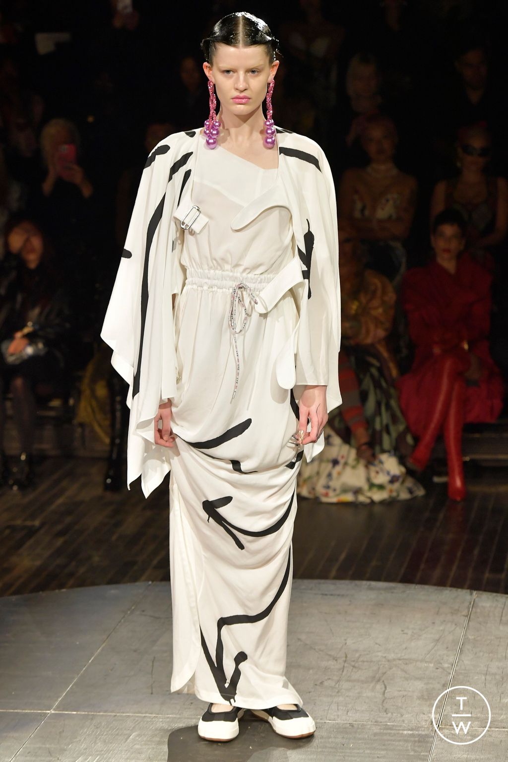 Fashion Week Paris Spring/Summer 2023 look 53 de la collection Andreas Kronthaler for Vivienne Westwood womenswear