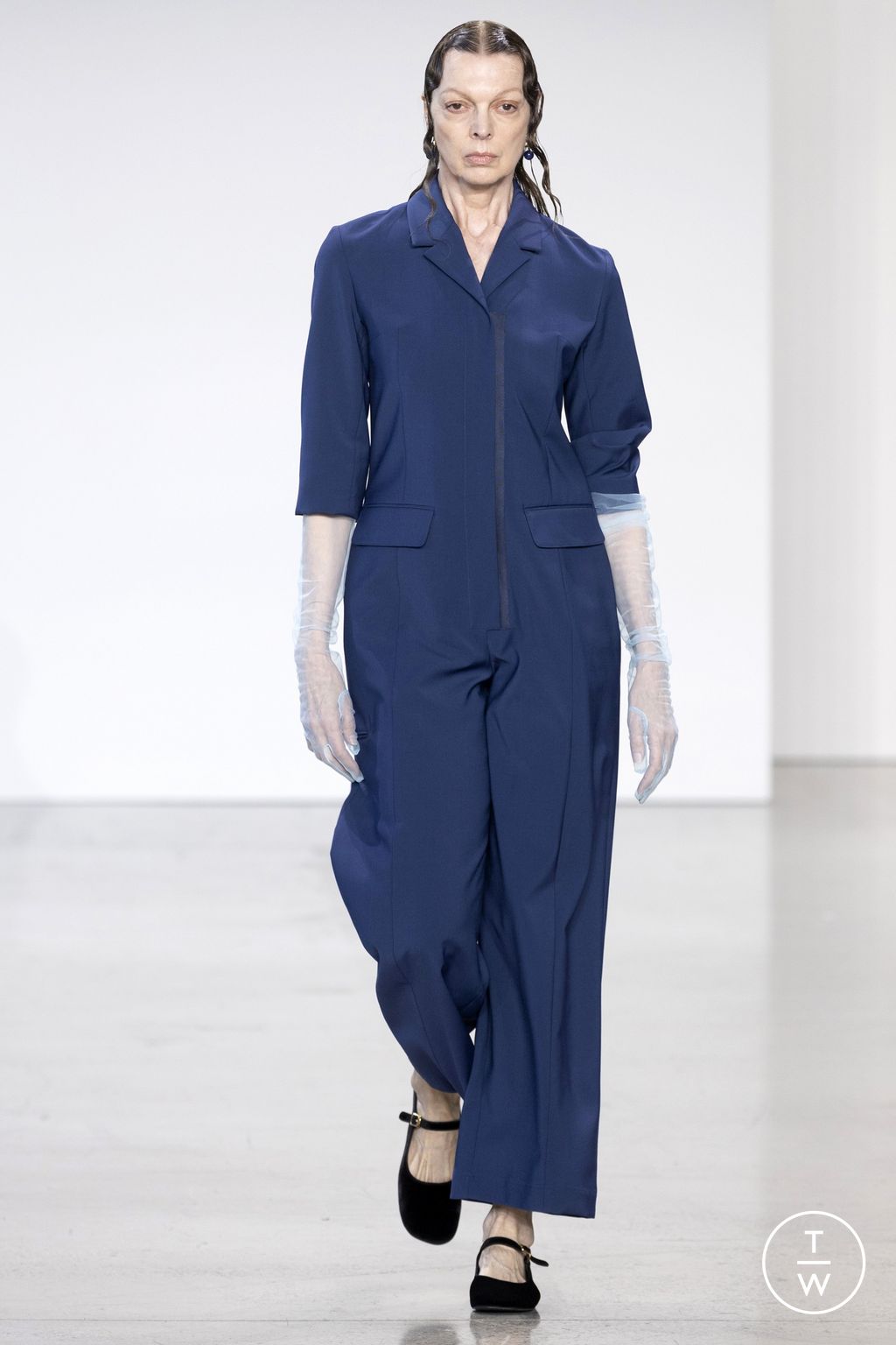 Fashion Week New York Spring/Summer 2023 look 18 de la collection Deveaux womenswear