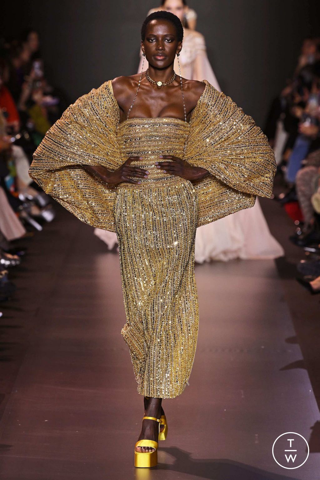 Fashion Week Paris Spring/Summer 2023 look 47 from the Georges Hobeika collection 高级定制