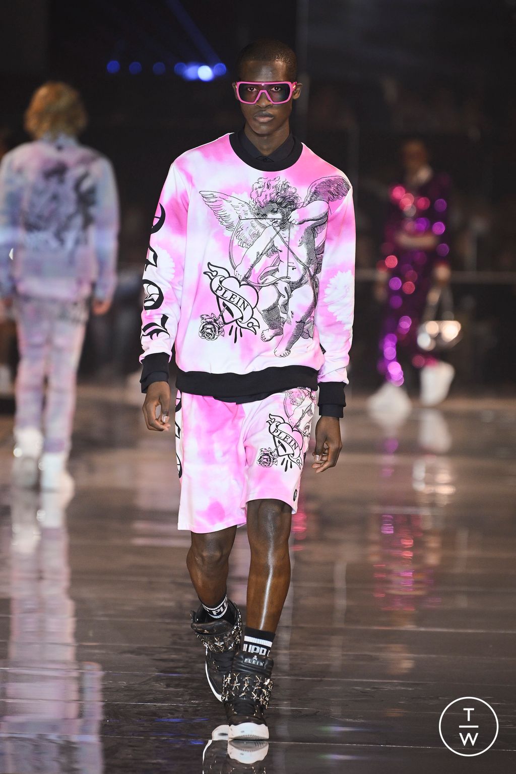 Fashion Week Milan Spring/Summer 2023 look 43 from the Philipp Plein collection 女装