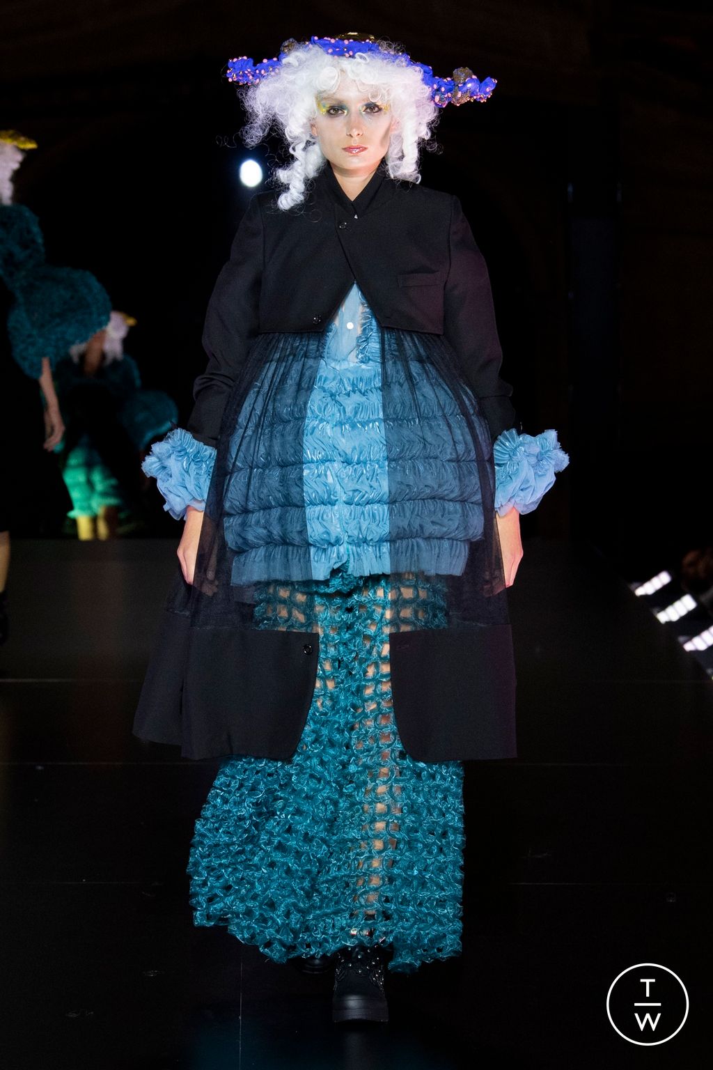 Fashion Week Paris Spring/Summer 2023 look 17 from the Noir Kei Ninomiya collection womenswear