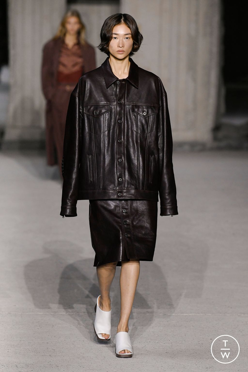 Fashion Week Milan Spring/Summer 2023 look 32 from the Tod's collection womenswear