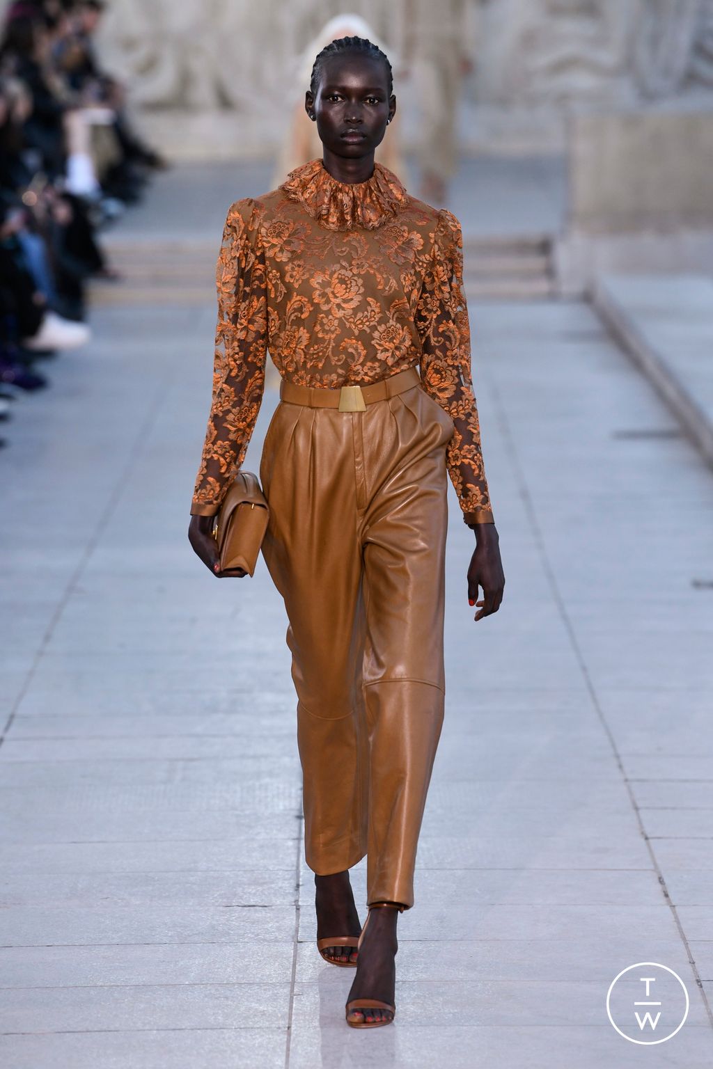 Fashion Week Paris Spring/Summer 2023 look 2 from the Akris collection womenswear