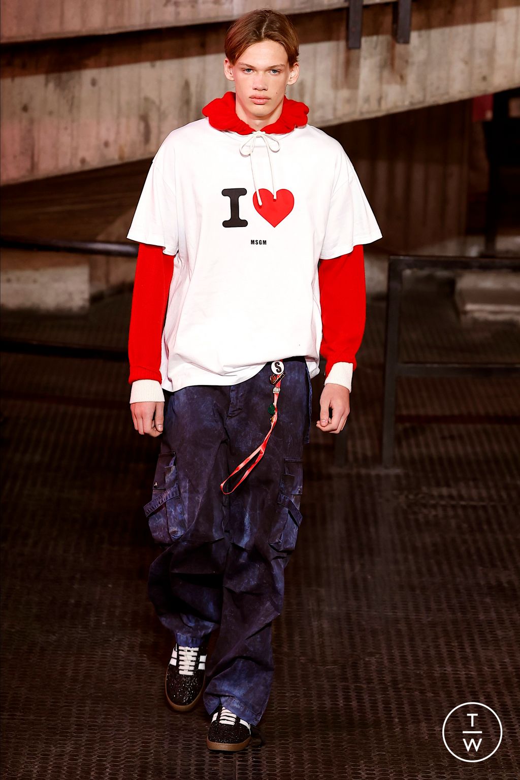 Fashion Week Milan Fall/Winter 2023 look 28 from the MSGM collection menswear