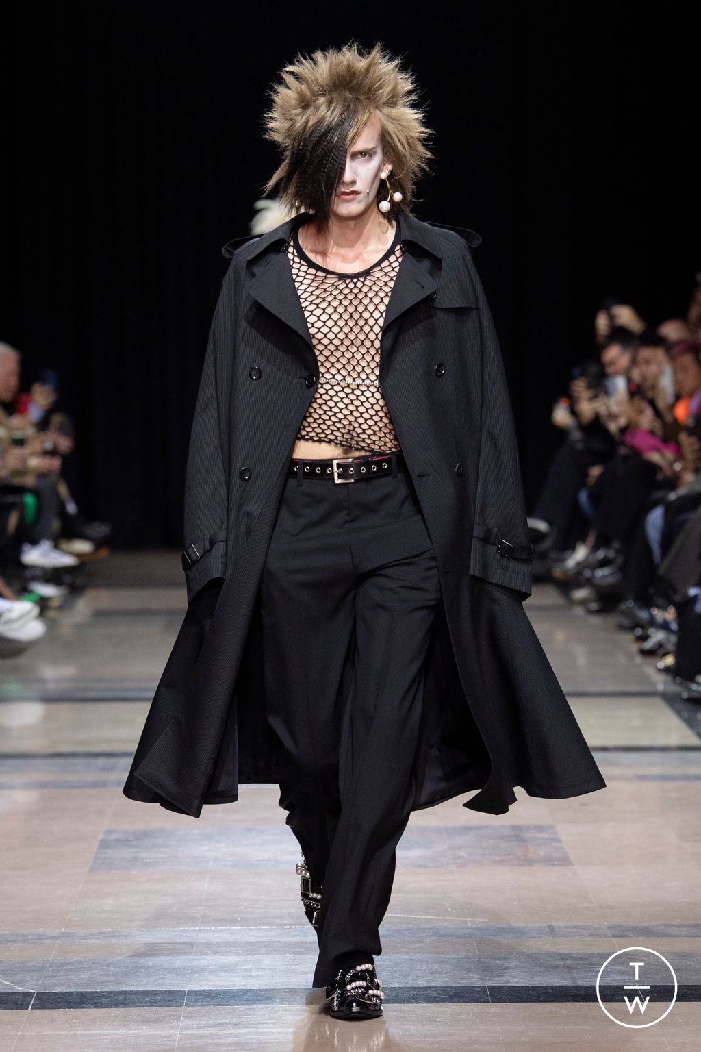 Fashion Week Paris Spring/Summer 2023 look 47 from the Junya Watanabe collection 女装