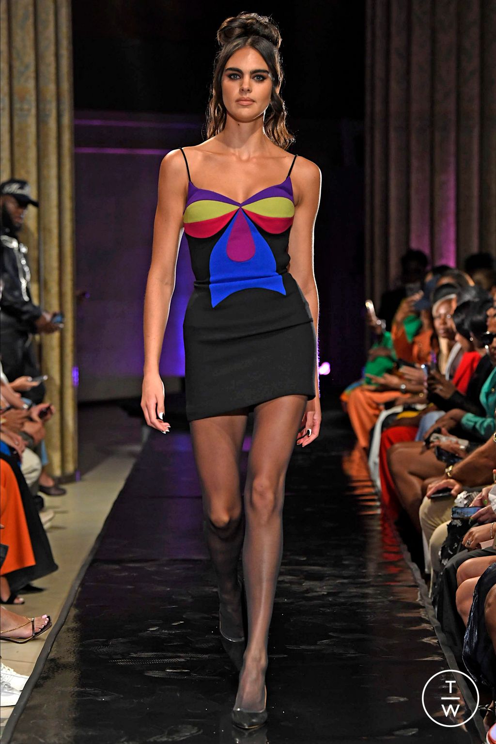 Fashion Week New York Fall/Winter 2022 look 1 from the Sergio Hudson collection womenswear