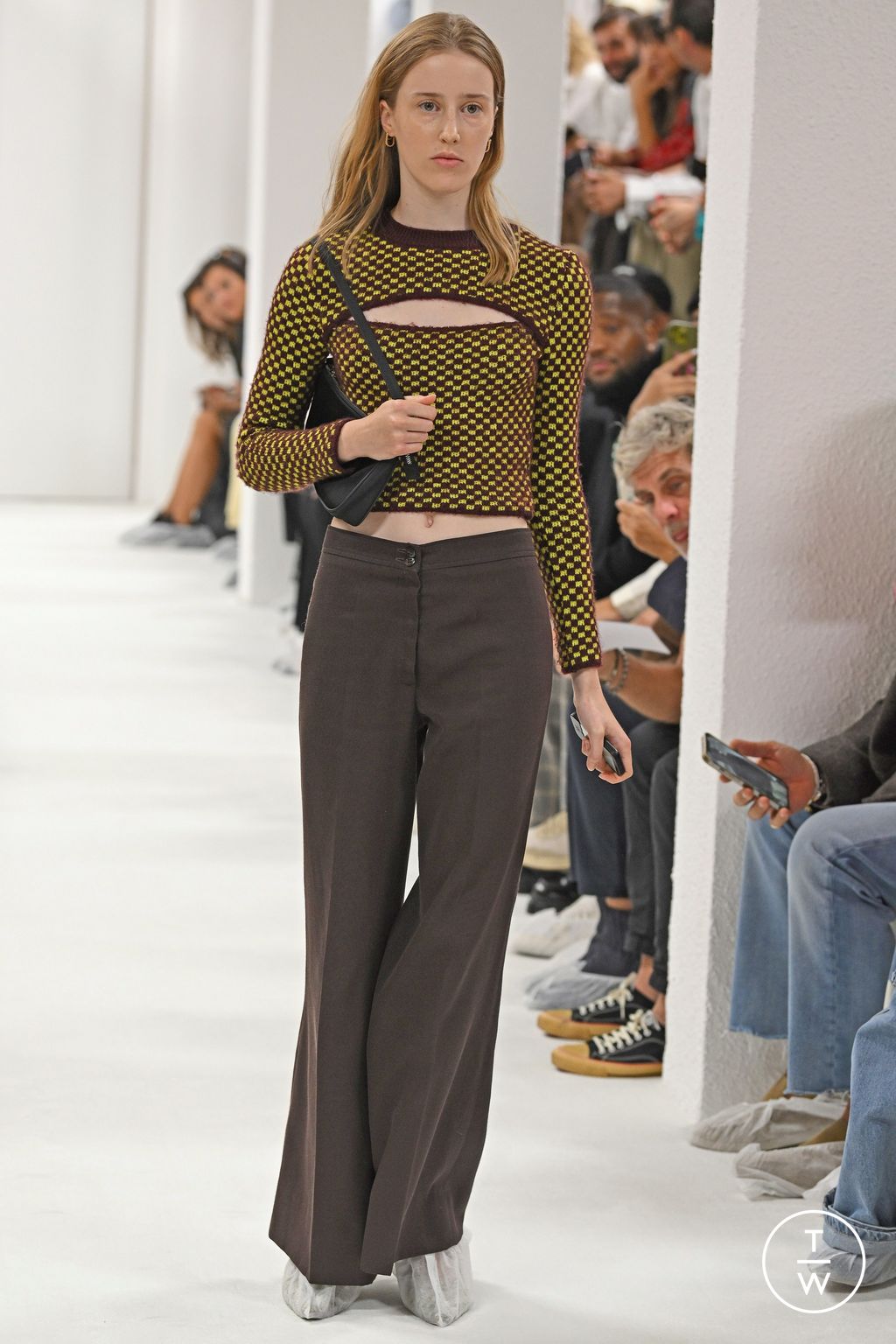 Fashion Week Milan Spring/Summer 2023 look 11 from the Sunnei collection 女装