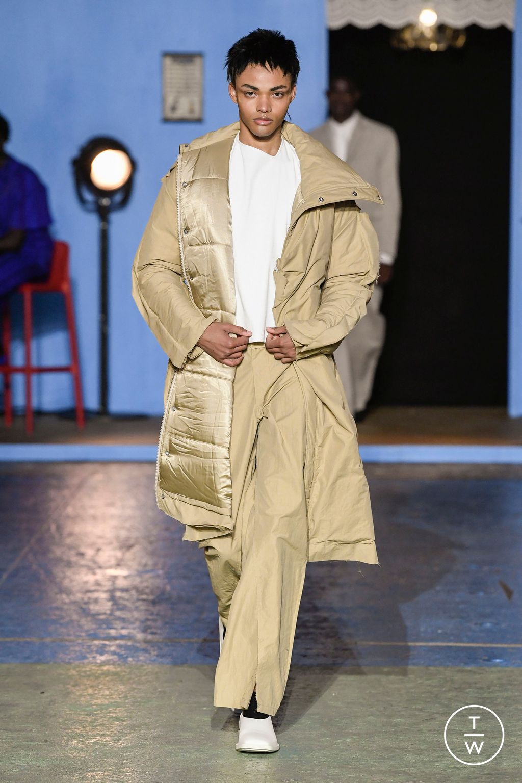 Fashion Week Paris Fall/Winter 2023 look 23 from the Bianca Saunders collection menswear