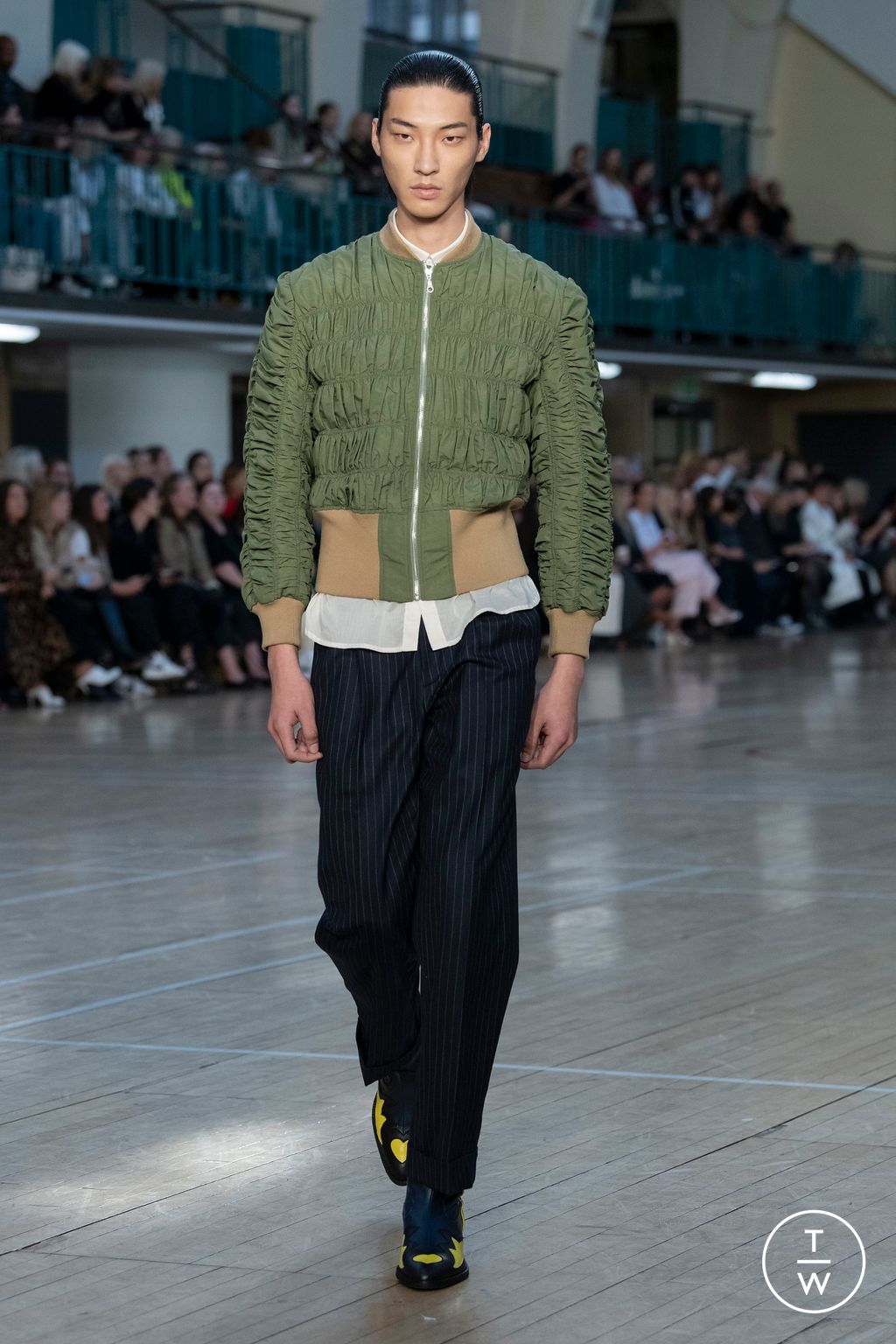 Fashion Week London Spring/Summer 2023 look 15 from the Molly Goddard collection womenswear