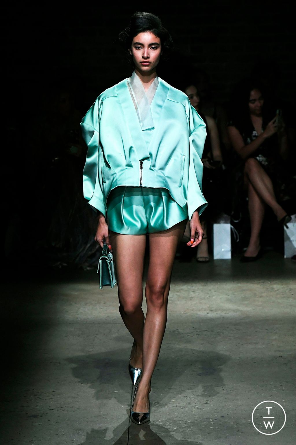 Fashion Week New York Spring/Summer 2025 look 13 from the Bach Mai collection 女装