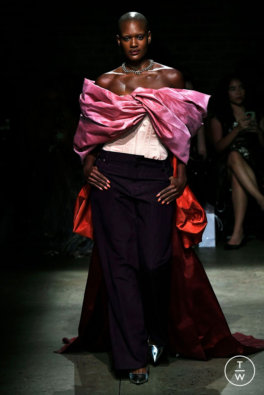 Fashion Week New York Spring/Summer 2025 look 18 from the Bach Mai collection 女装