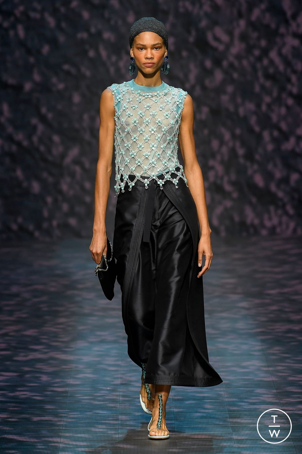 Fashion Week Milan Spring/Summer 2023 look 52 de la collection Emporio Armani womenswear