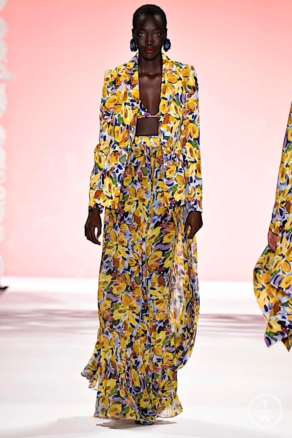 Fashion Week New York Spring/Summer 2020 look 34 from the Badgley Mischka collection womenswear