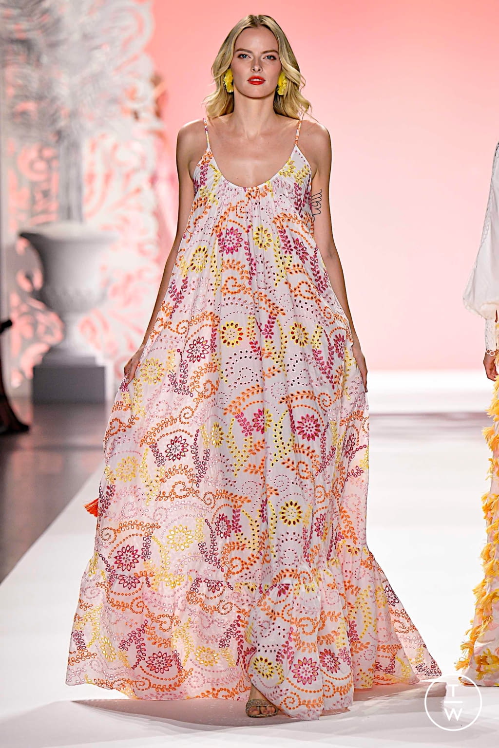 Fashion Week New York Spring/Summer 2020 look 37 from the Badgley Mischka collection womenswear