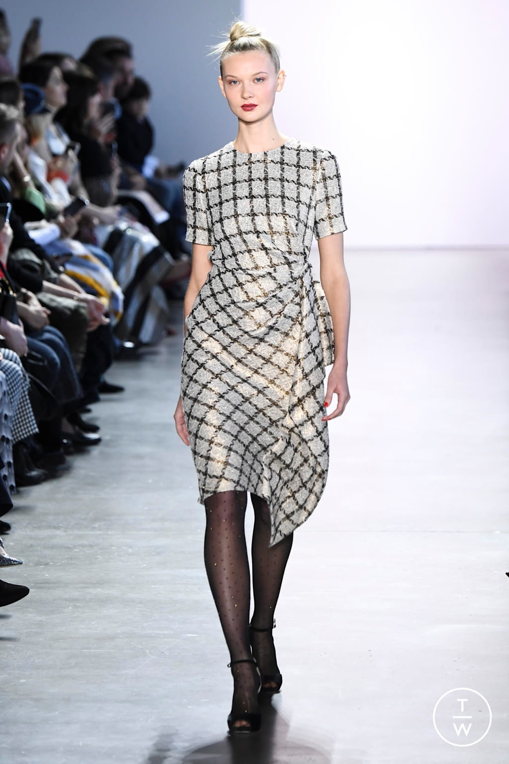 Fashion Week New York Fall/Winter 2020 look 13 from the Badgley Mischka collection womenswear