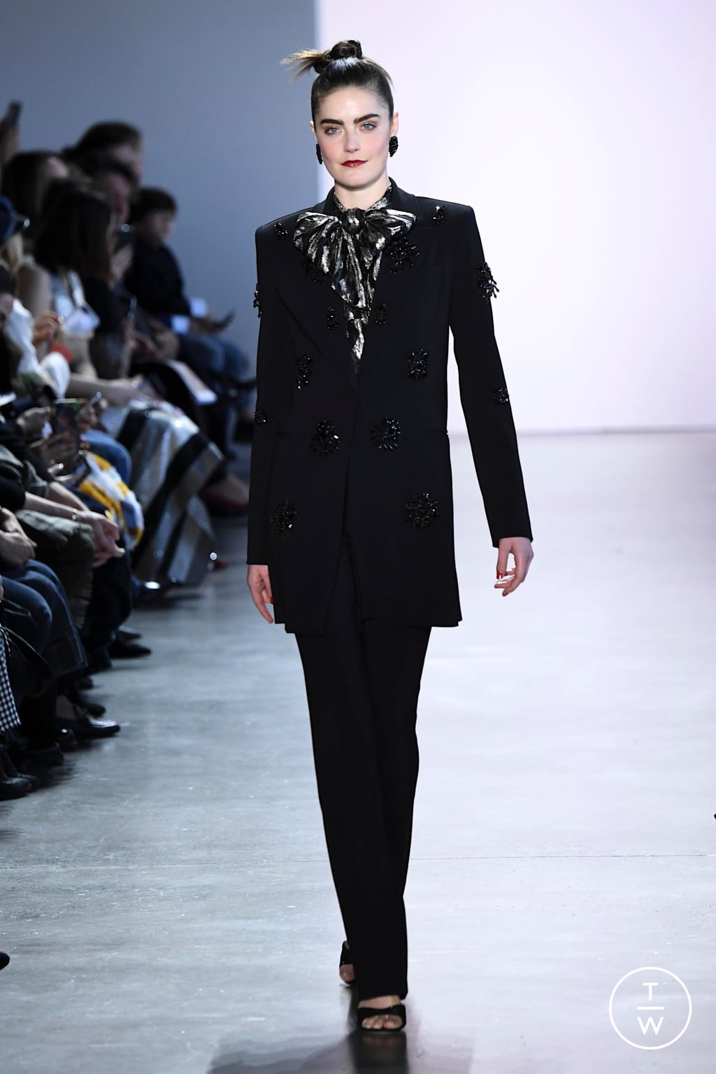 Fashion Week New York Fall/Winter 2020 look 16 from the Badgley Mischka collection womenswear