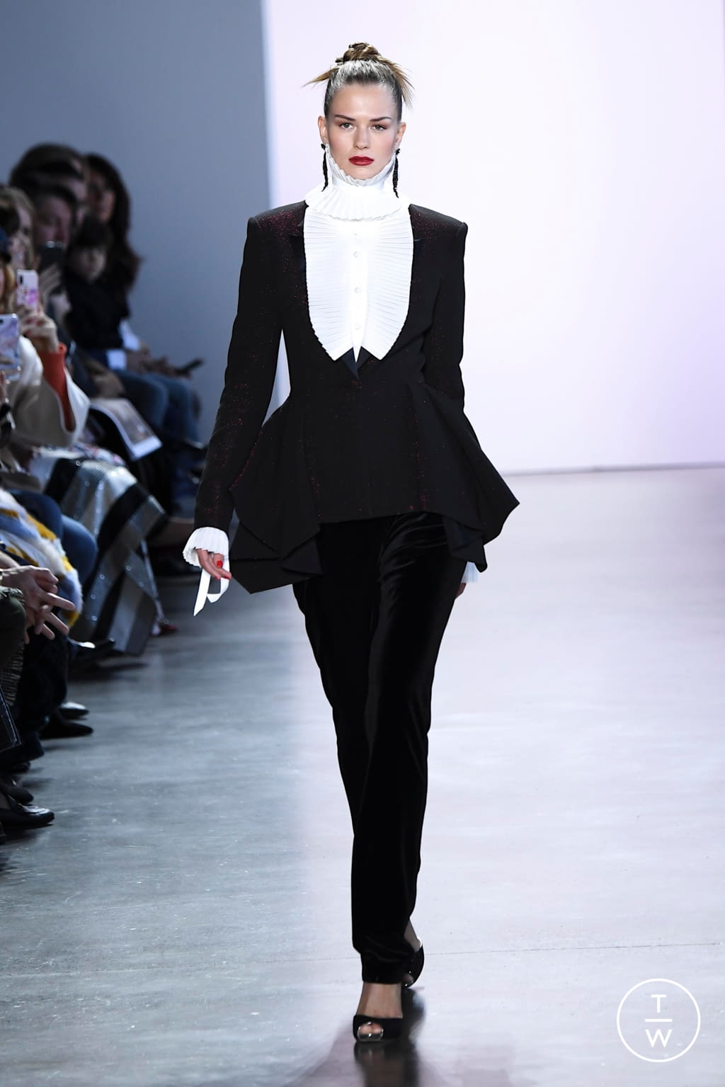 Fashion Week New York Fall/Winter 2020 look 23 from the Badgley Mischka collection womenswear