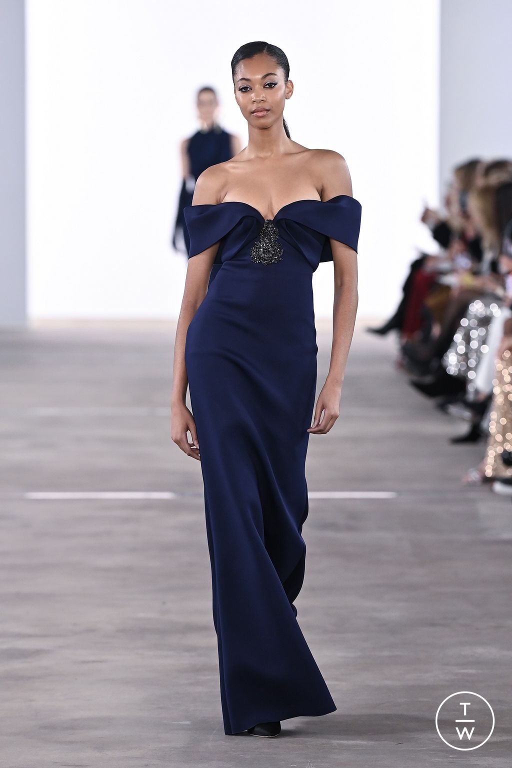 Fashion Week New York Fall/Winter 2024 look 17 from the Badgley Mischka collection womenswear