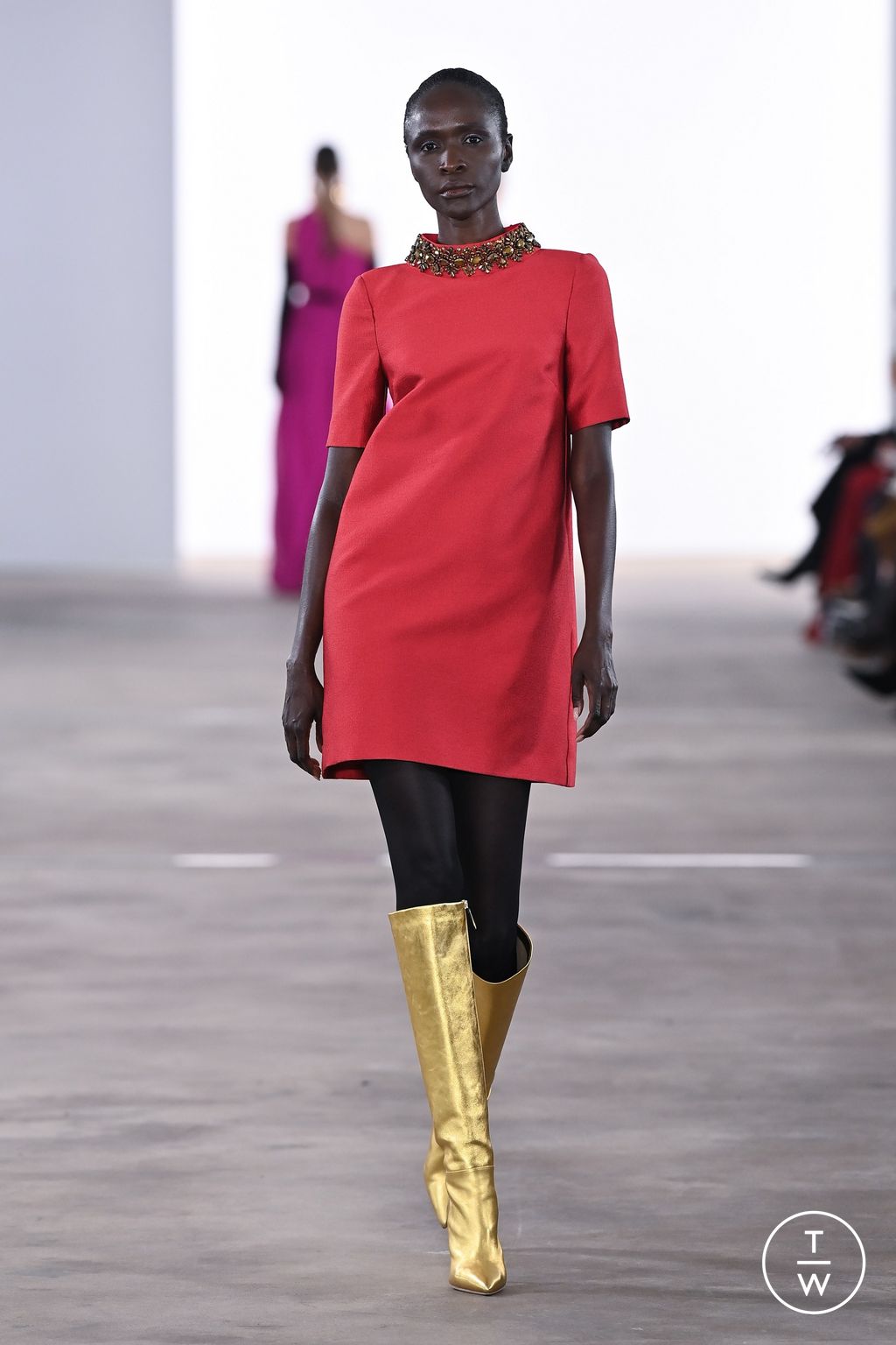 Fashion Week New York Fall/Winter 2024 look 27 de la collection Badgley Mischka womenswear