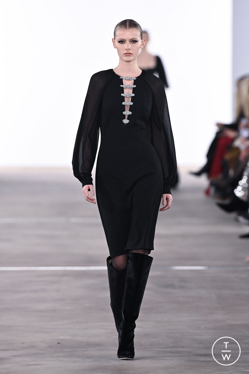 Fashion Week New York Fall/Winter 2024 look 33 from the Badgley Mischka collection womenswear
