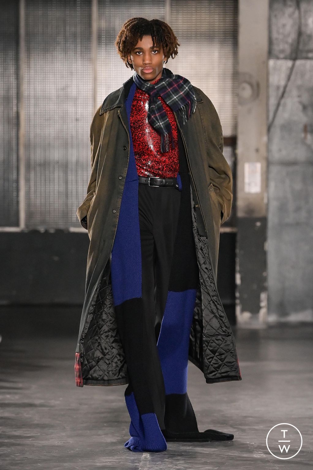 Fashion Week Paris Fall/Winter 2023 look 36 from the EGONlab collection menswear