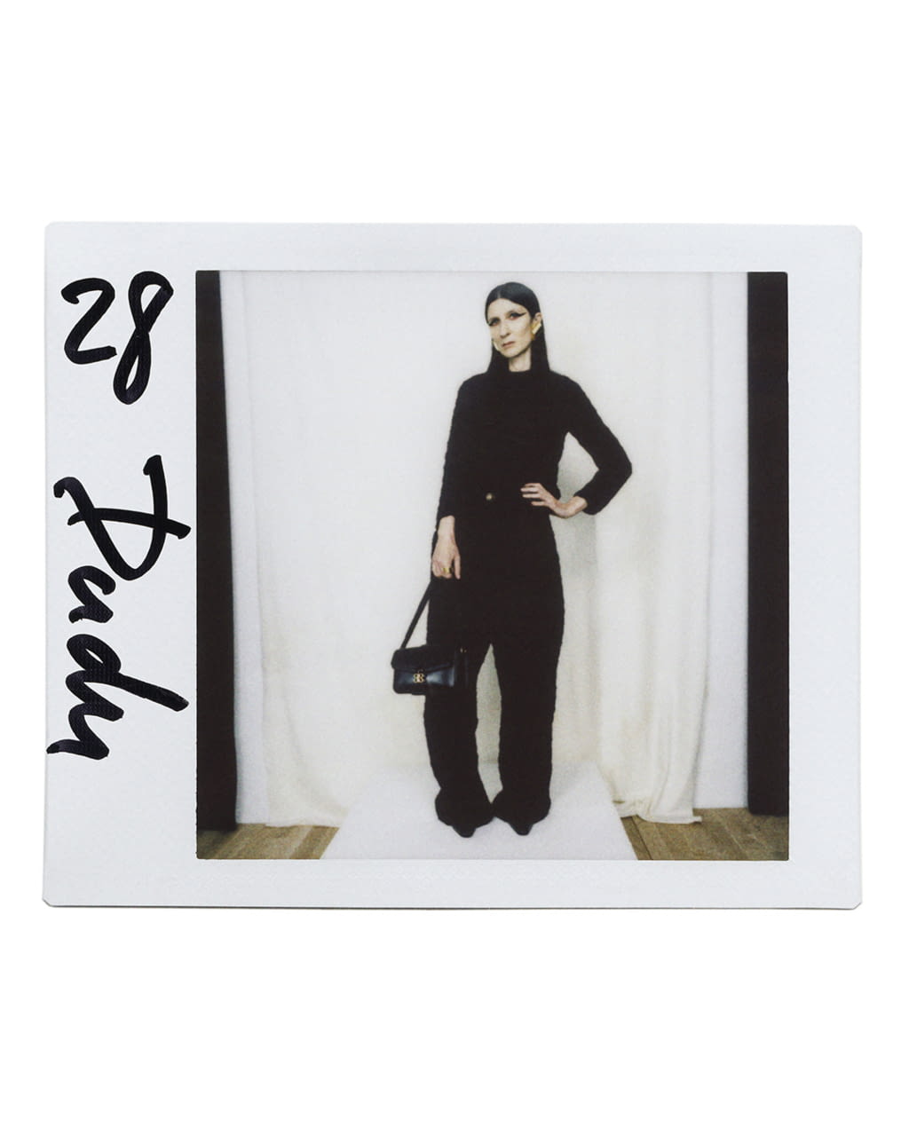 Fashion Week Paris Pre-Fall 2022 look 29 from the Balenciaga collection womenswear