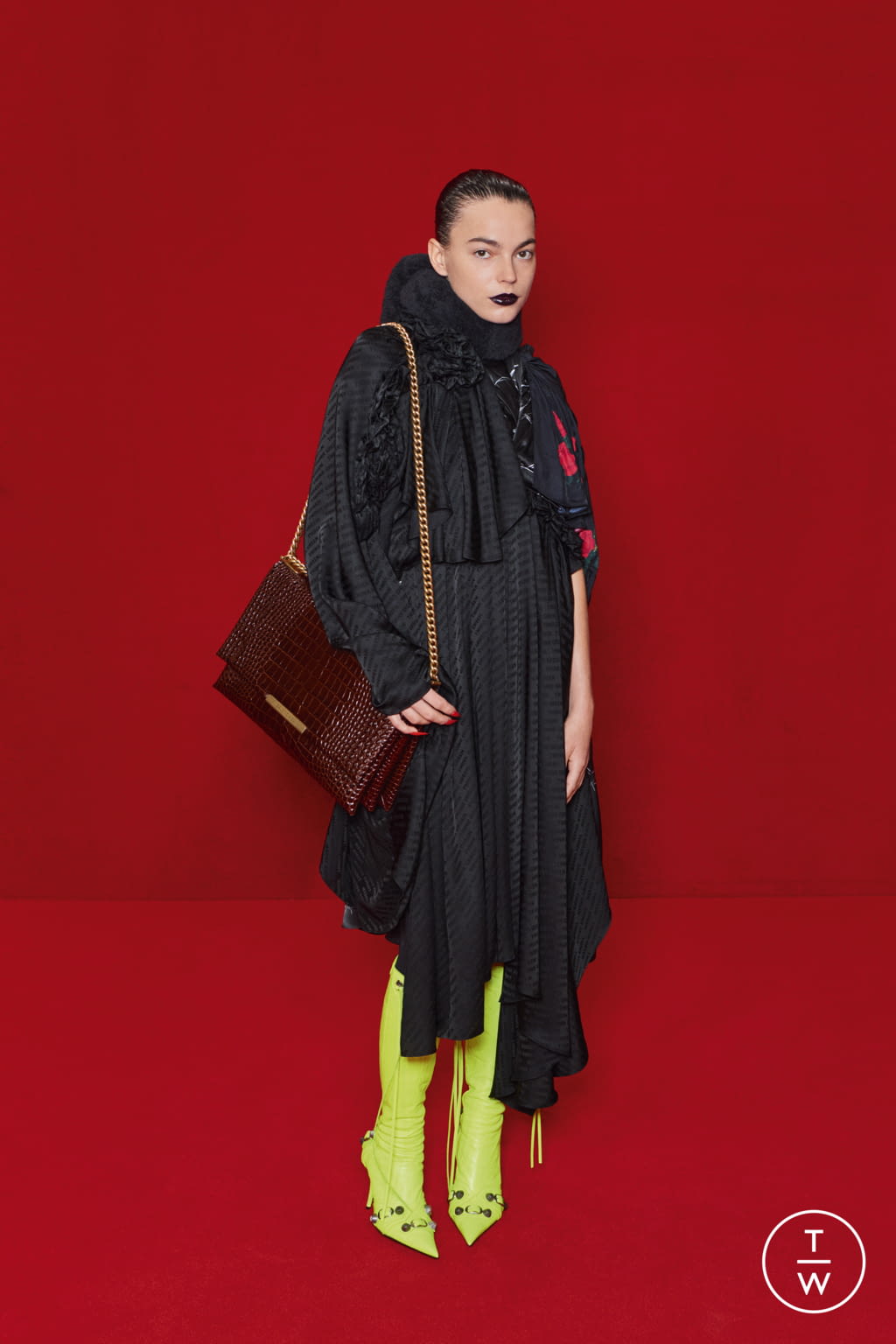 Fashion Week Paris Spring/Summer 2022 look 39 de la collection Balenciaga womenswear