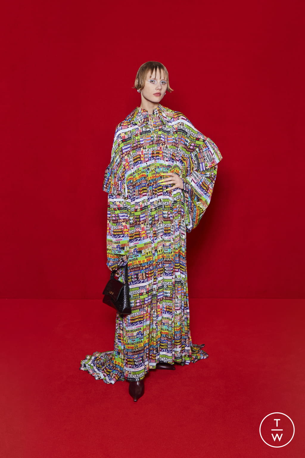 Fashion Week Paris Spring/Summer 2022 look 41 from the Balenciaga collection 女装