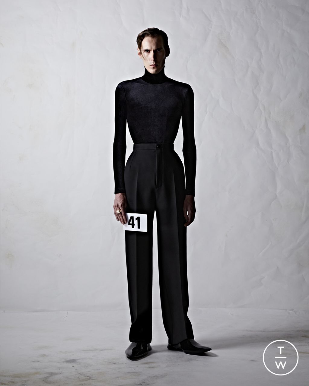 Fashion Week Paris Fall/Winter 2022 look 41 de la collection Balenciaga couture