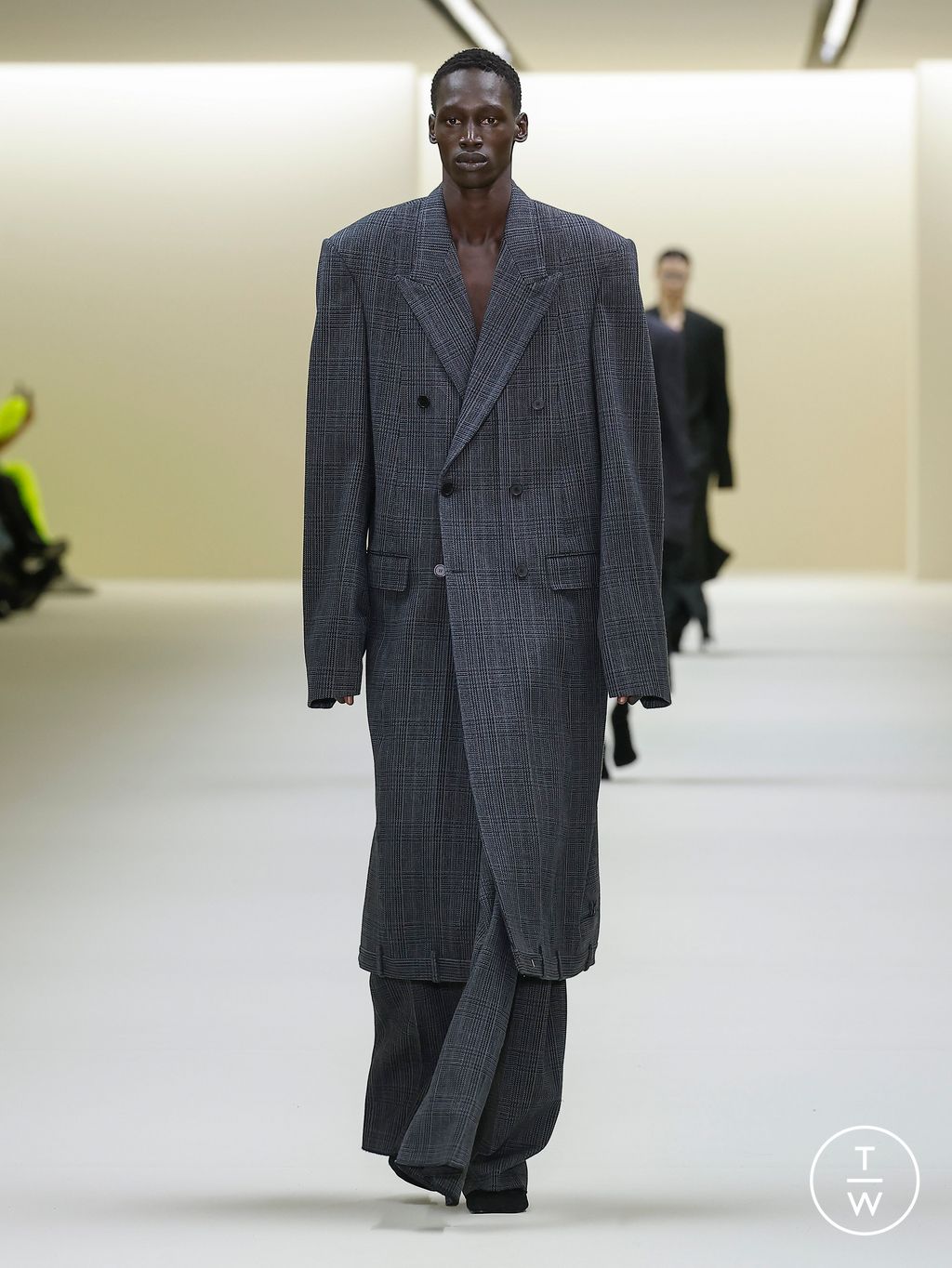 Fashion Week Paris Fall/Winter 2023 look 8 from the Balenciaga collection 女装
