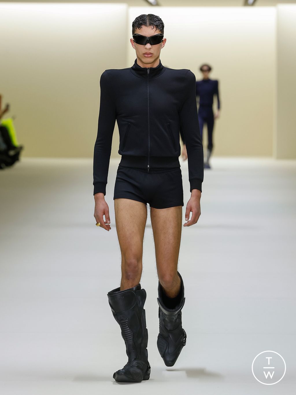 Fashion Week Paris Fall/Winter 2023 look 36 de la collection Balenciaga womenswear